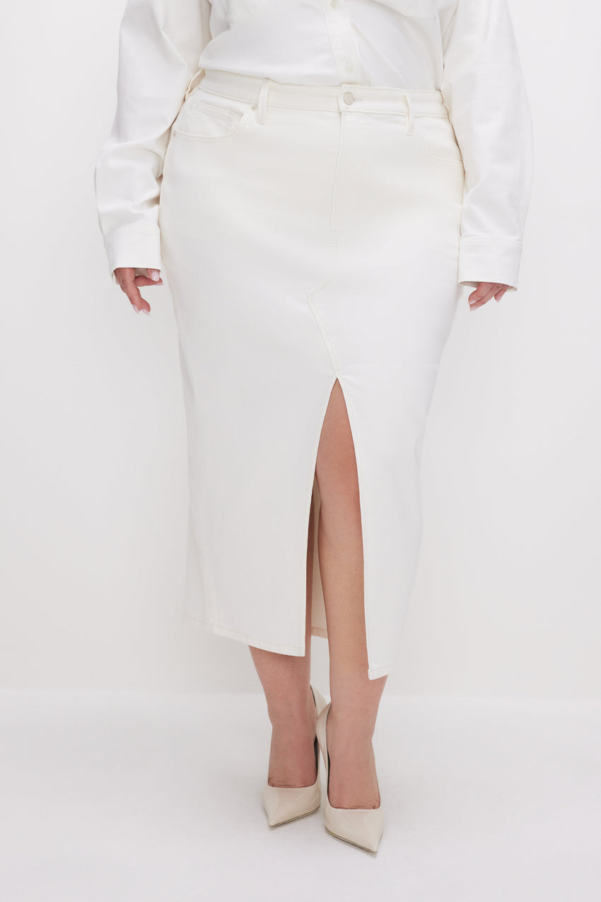 DENIM LIGHT COMPRESSION SLIT MIDI SKIRT | CLOUD WHITE View 6 - model: Size 16 |