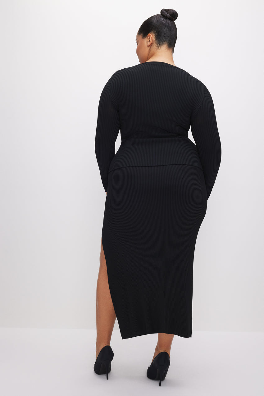 STRETCH RIB MIDI SKIRT | BLACK001 View 3 - model: Size 16 |