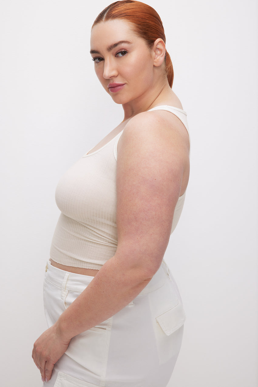 RIBBED FEATHERWEIGHT TANK TOP | CLOUD WHITE View 7 - model: Size 16 |