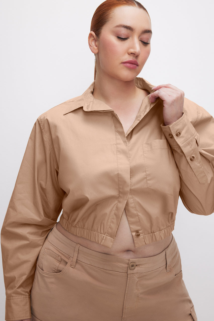 CROPPED COATED POPLIN SHIRT | CHAMPAGNE005 View 7 - model: Size 16 |