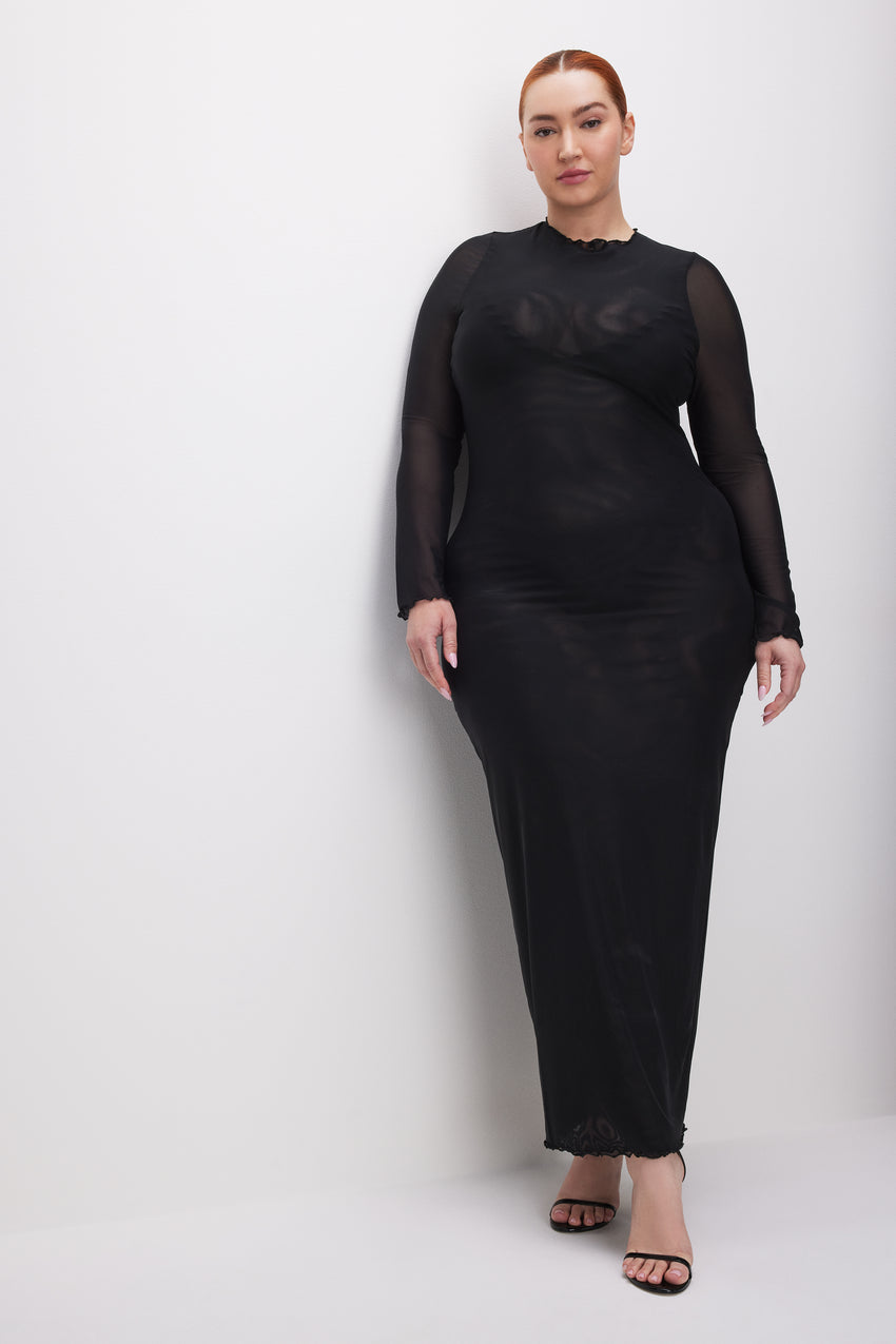 MESH MAXI DRESS | BLACK001 View 4 - model: Size 16 |