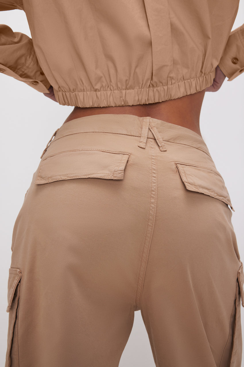 BAGGY CARGO PANTS | CHAMPAGNE005 View 4 - model: Size 0 |