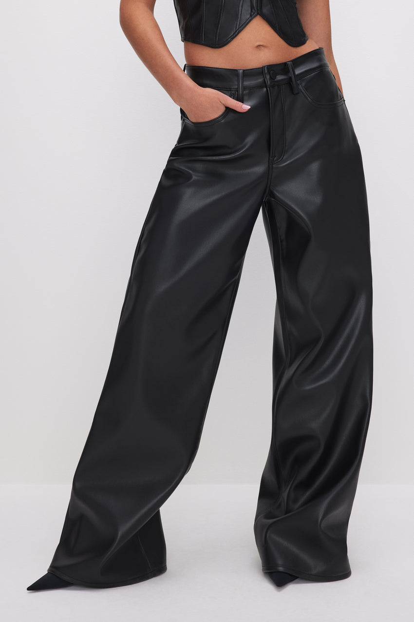 GOOD EASE FAUX LEATHER PANTS | BLACK001 View 6 - model: Size 0 |