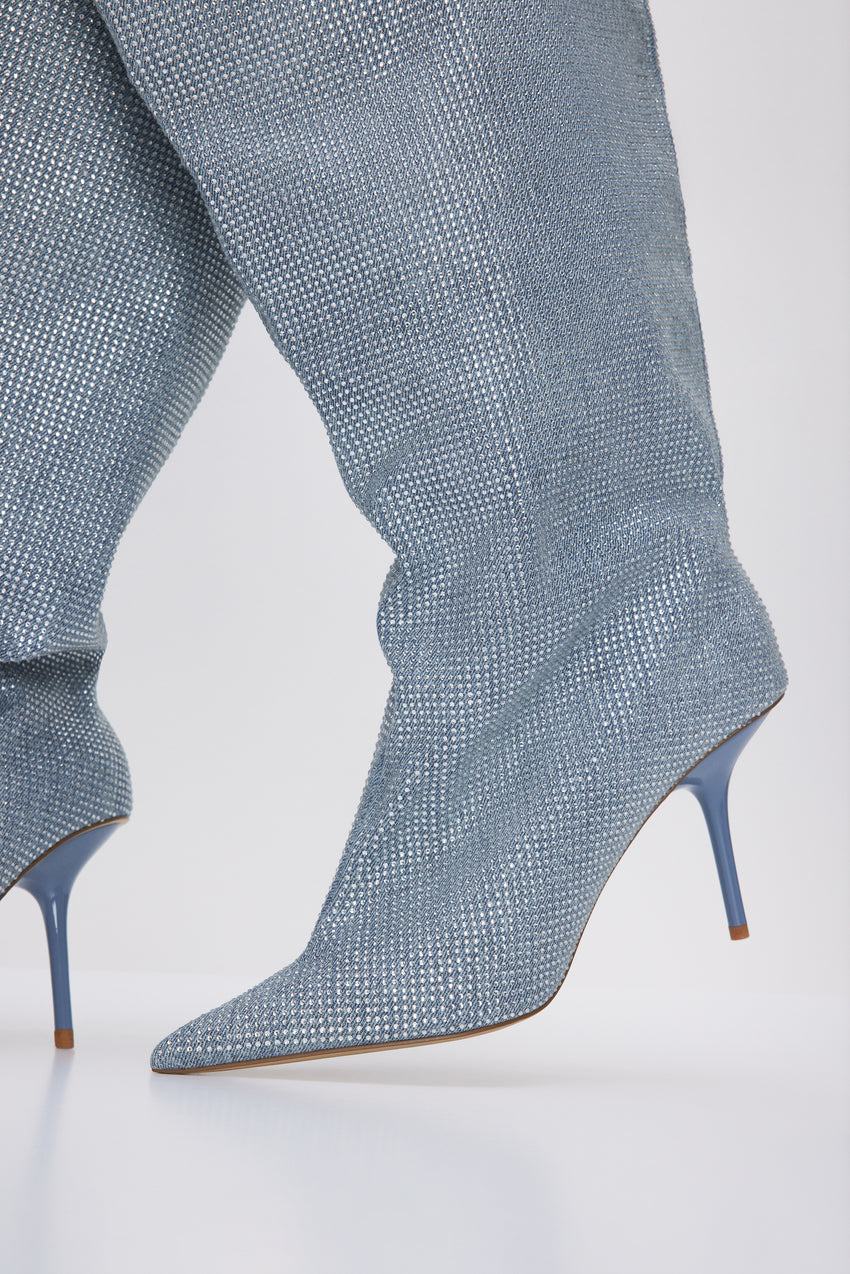 DIAMOND SLOUCHY BOOT | DARK DENIM002 View 5 - model: Size 0 |