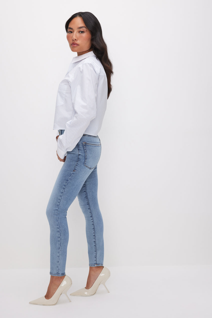 GOOD PETITE SKINNY JEANS | INDIGO619 View 3 - model: Size 0 |