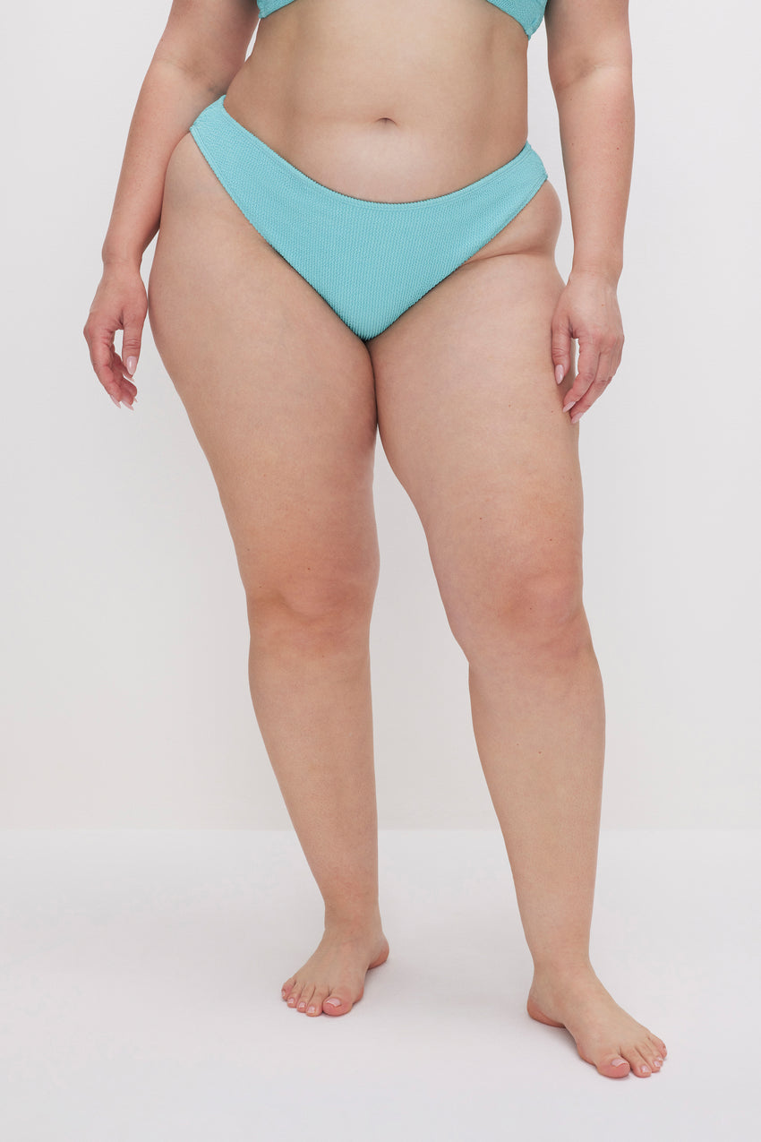 ALWAYS FITS CLASSIC BIKINI BOTTOM | POOL05 View 5 - model: Size 16 |