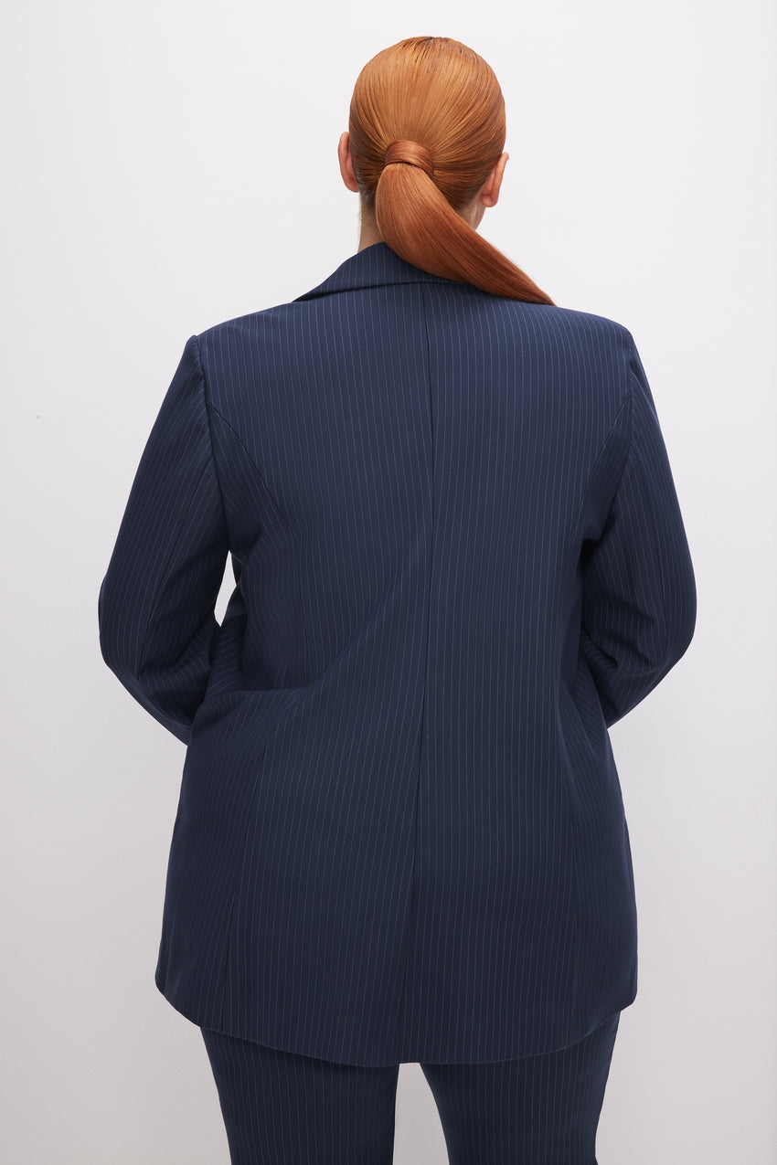 PONTE SCULPTED BLAZER | INK STRIPE001 View 8 - model: Size 16 |