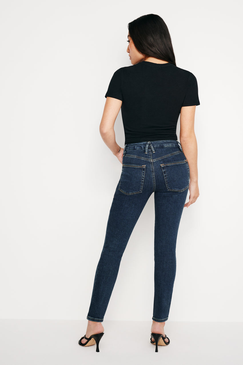 GOOD PETITE SKINNY JEANS | BLUE609 View 3 - model: Size 0 |