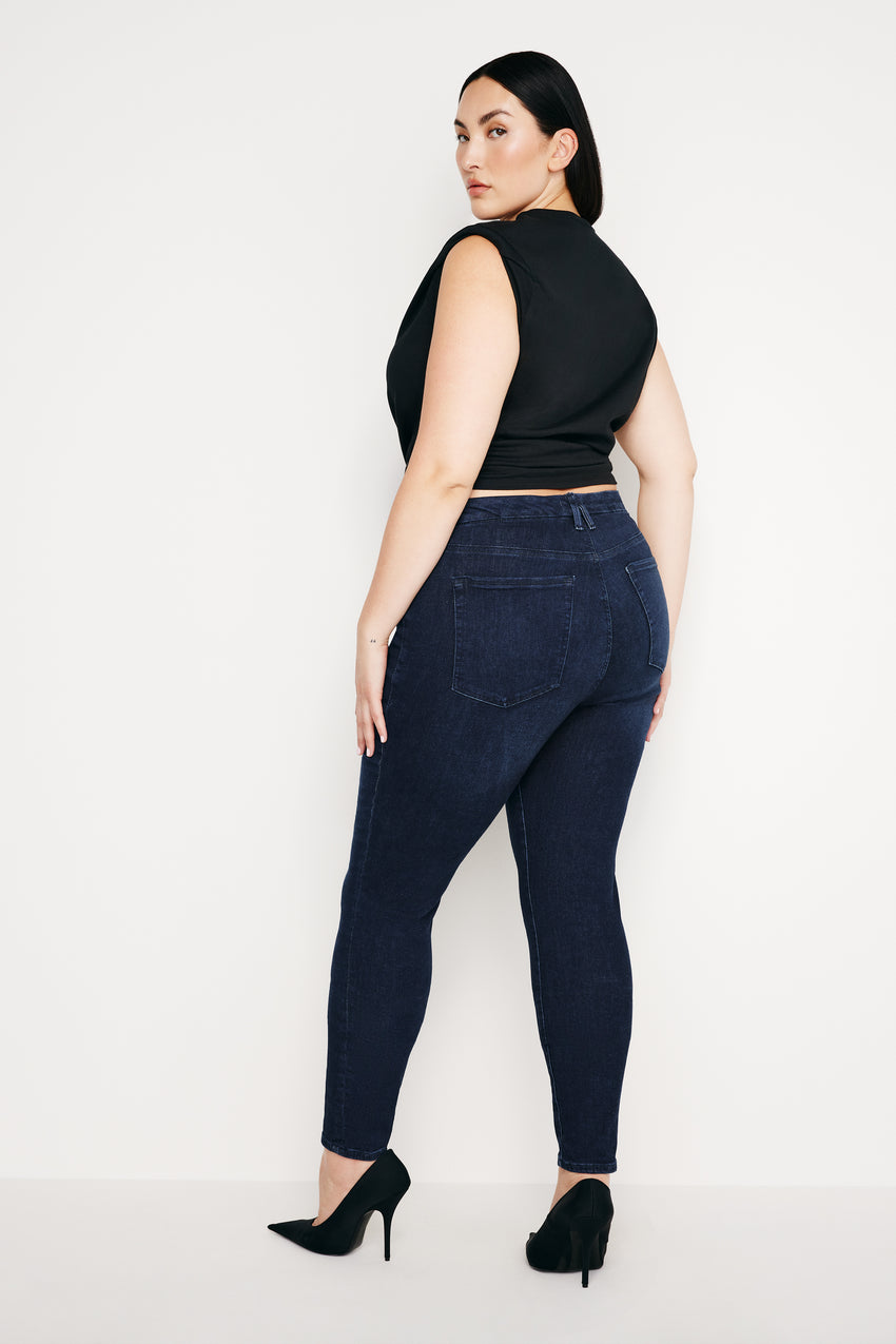 GOOD LEGS SKINNY JEANS | BLUE224 View 1 - model: Size 16 |