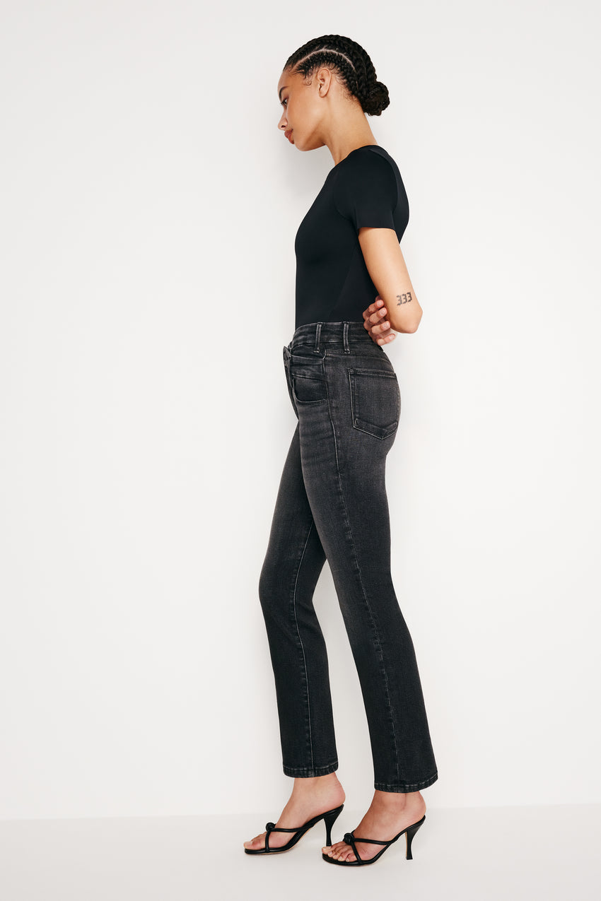 GOOD CLASSIC SLIM STRAIGHT JEANS | BLACK219 View 3 - model: Size 0 |