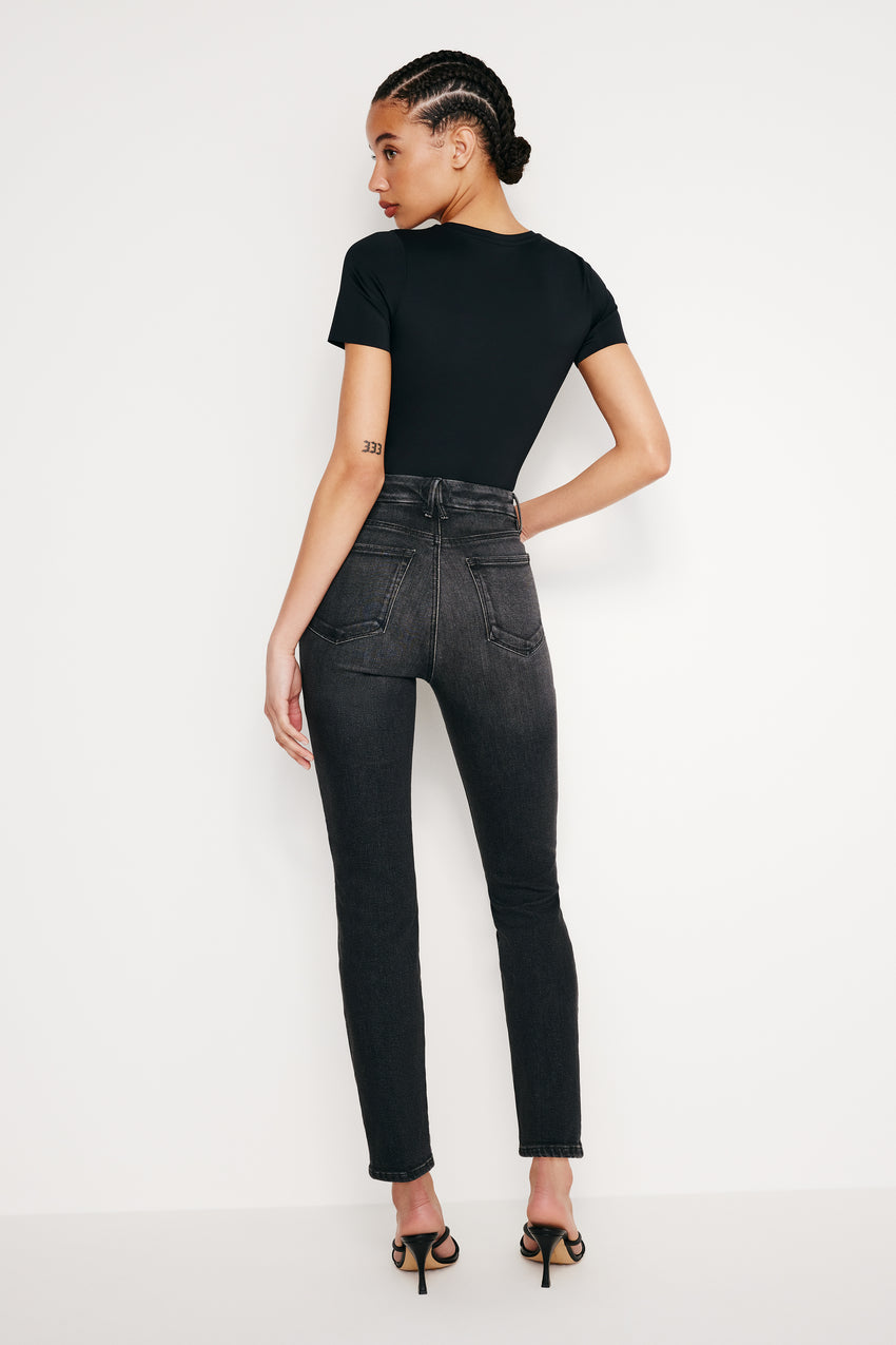 GOOD CLASSIC SLIM STRAIGHT JEANS | BLACK219 View 4 - model: Size 0 |