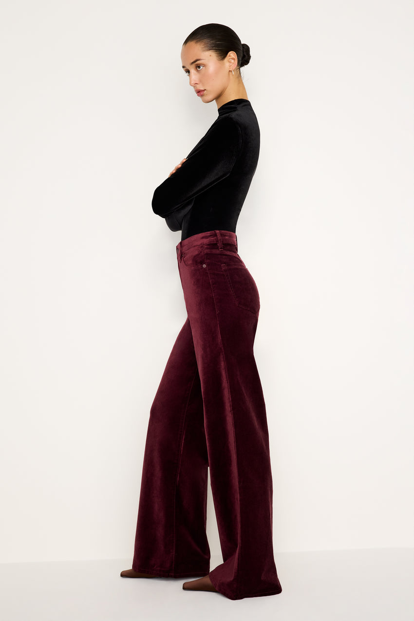 VELVET GOOD SKATE TROUSERS | OXBLOOD002 View 4 - model: Size 0 |