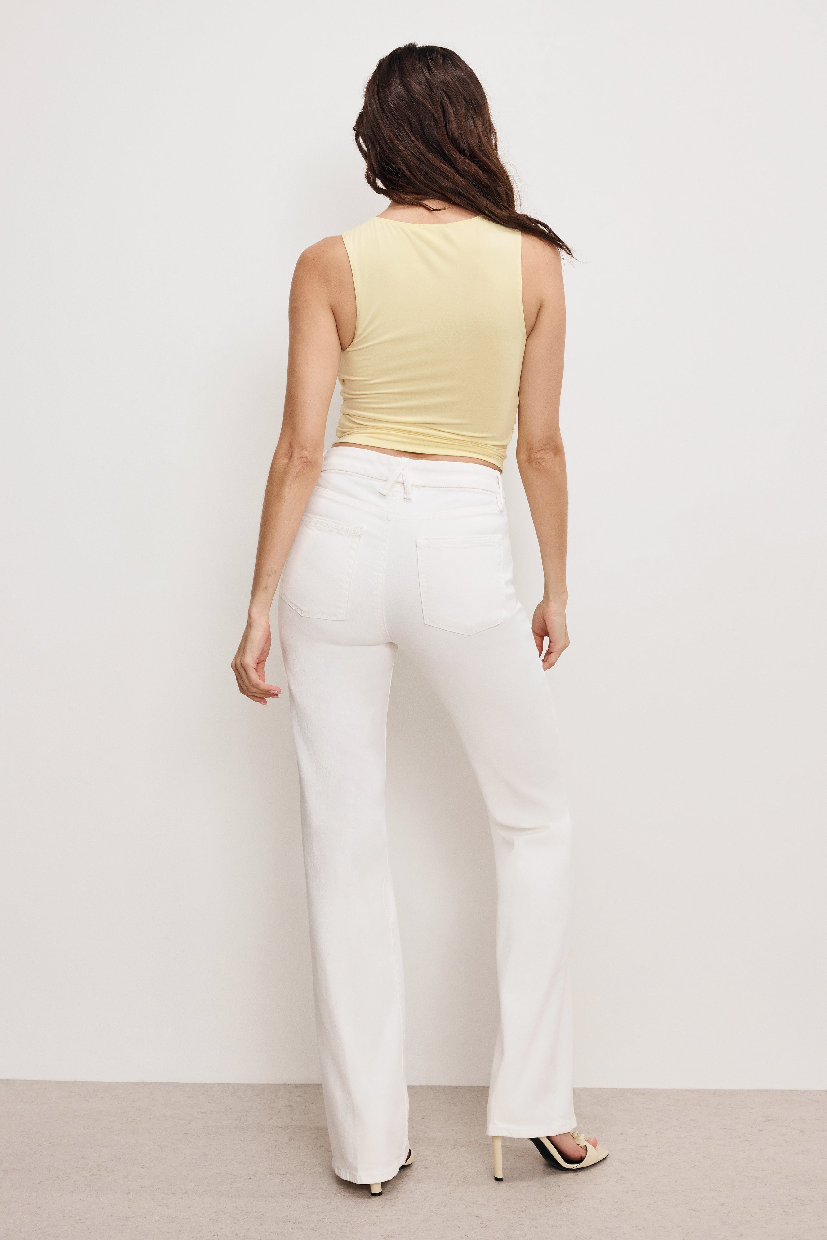 GOOD CLASSIC LIGHT COMPRESSION BOOTCUT JEANS | CLOUD WHITE
