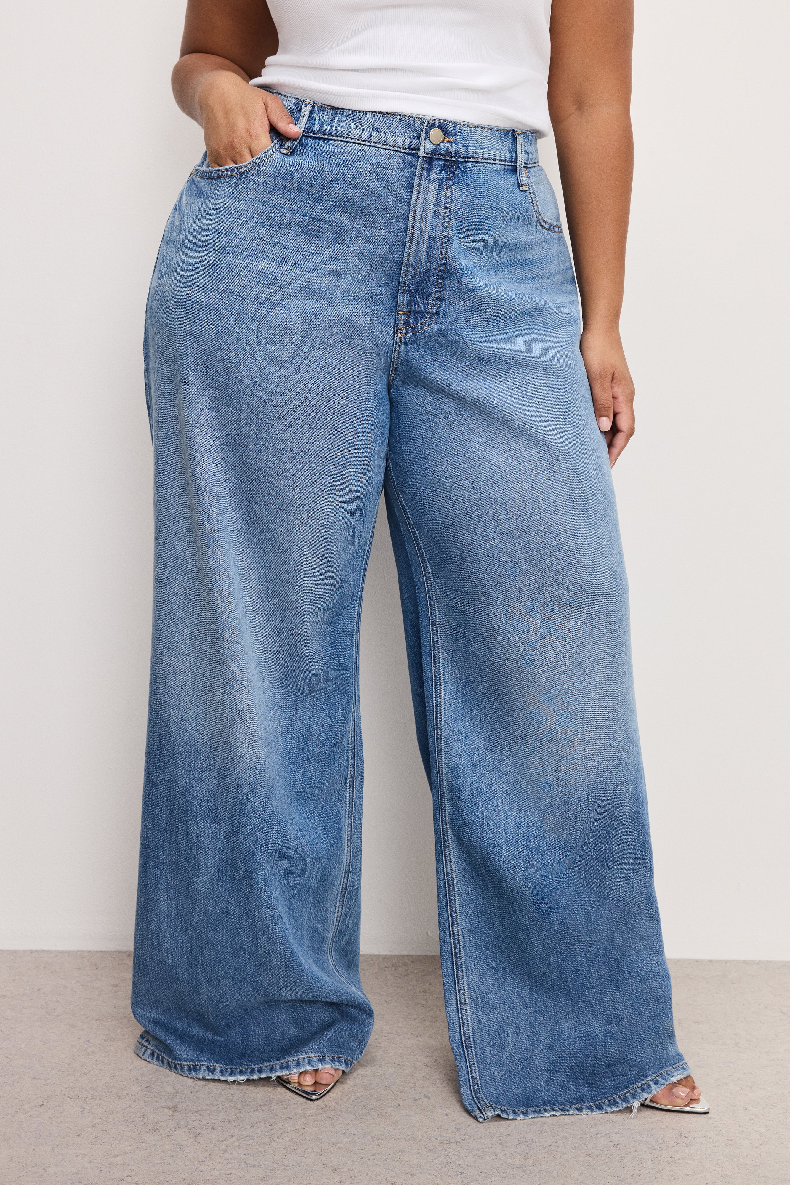 【NONCODE】Gary Pocket Denim Pants Men's Denim Jogger Pants | KAPTURE | Wolf & Badger