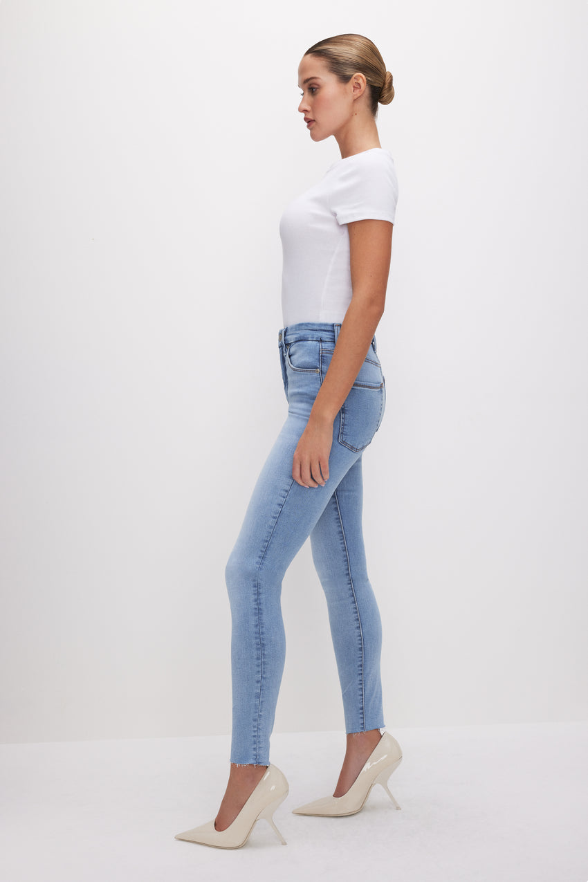 GOOD WAIST SKINNY JEANS | INDIGO579 View 2 - model: Size 0 |