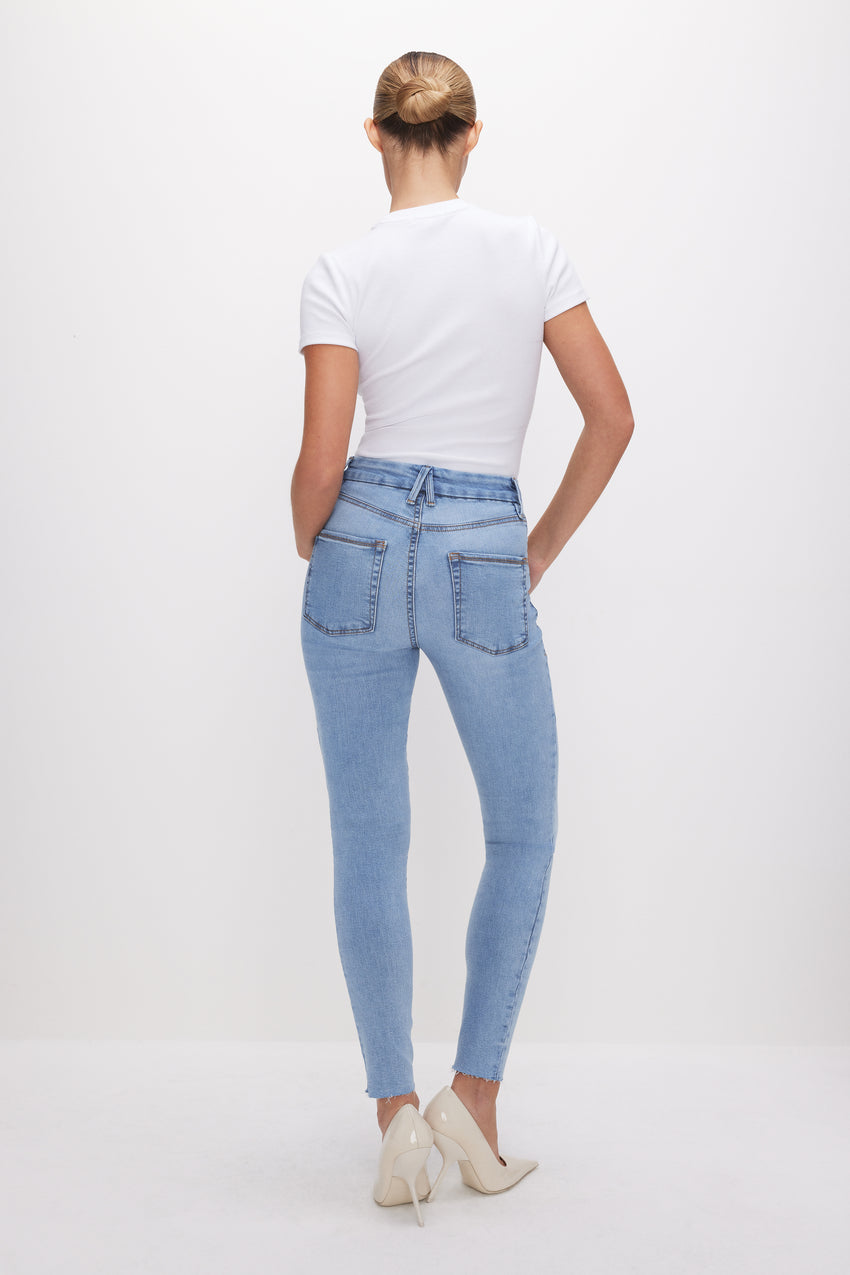 GOOD WAIST SKINNY JEANS | INDIGO579 View 3 - model: Size 0 |