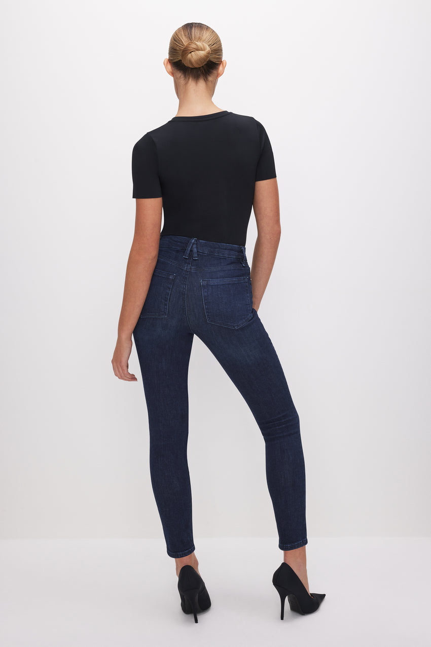 GOOD LEGS SKINNY CROPPED JEANS | BLUE224 View 3 - model: Size 0 |