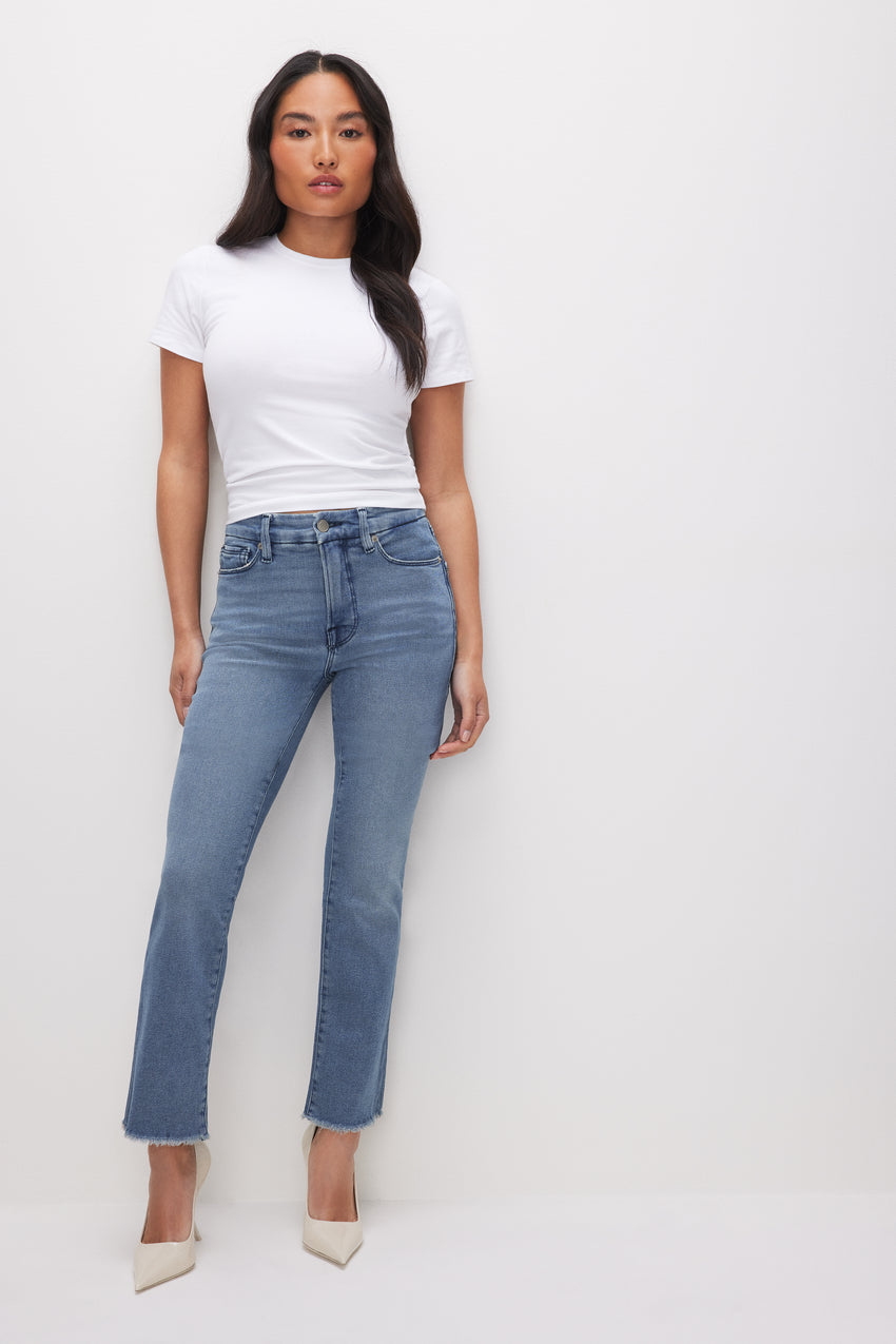 GOOD PETITE STRAIGHT JEANS | BLUE449 View 0 - model: Size 0 |