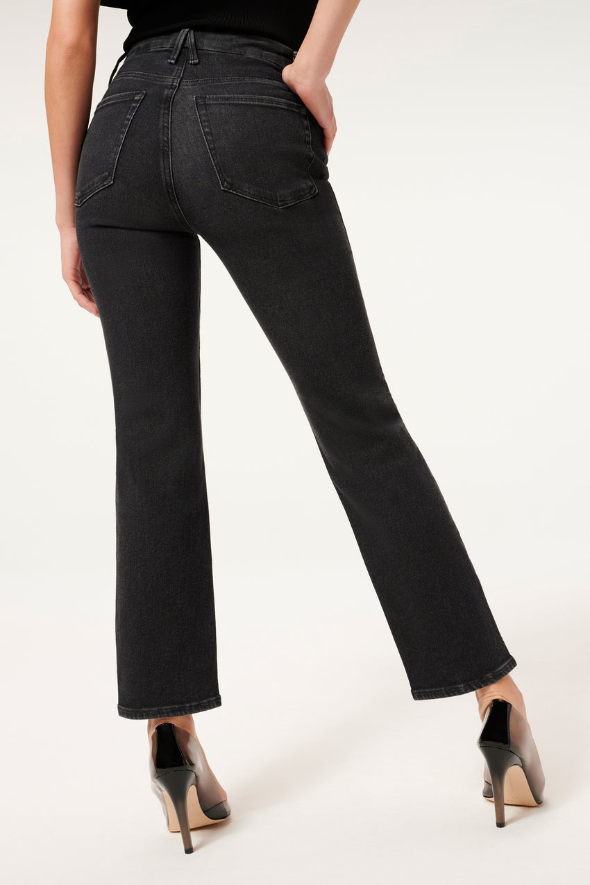 GOOD LEGS STRAIGHT JEANS| BLACK184 View 3 - model: Size 0 |