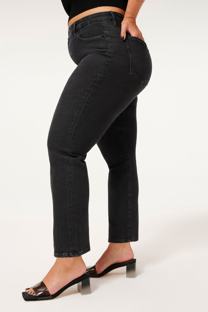 GOOD LEGS STRAIGHT JEANS| BLACK184 View 7 - model: Size 16 |