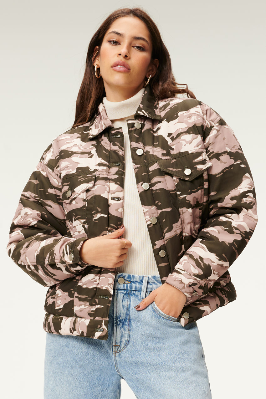 TRUCKER PUFFER | FOREST CAMO001 View 6 - model: Size 0 |