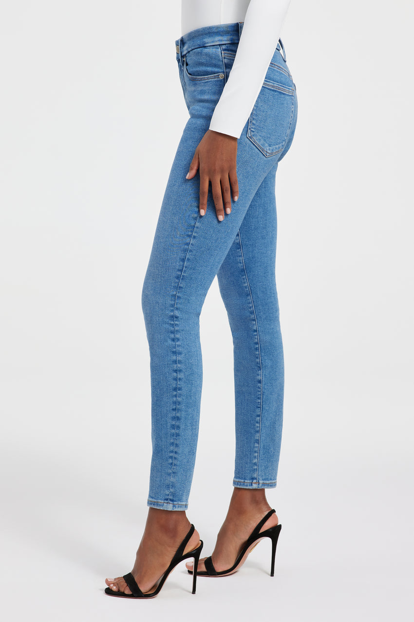 ALWAYS FITS GOOD LEGS SKINNY JEANS | DENETHICBLUE06 View 1 - model: Size 0 |