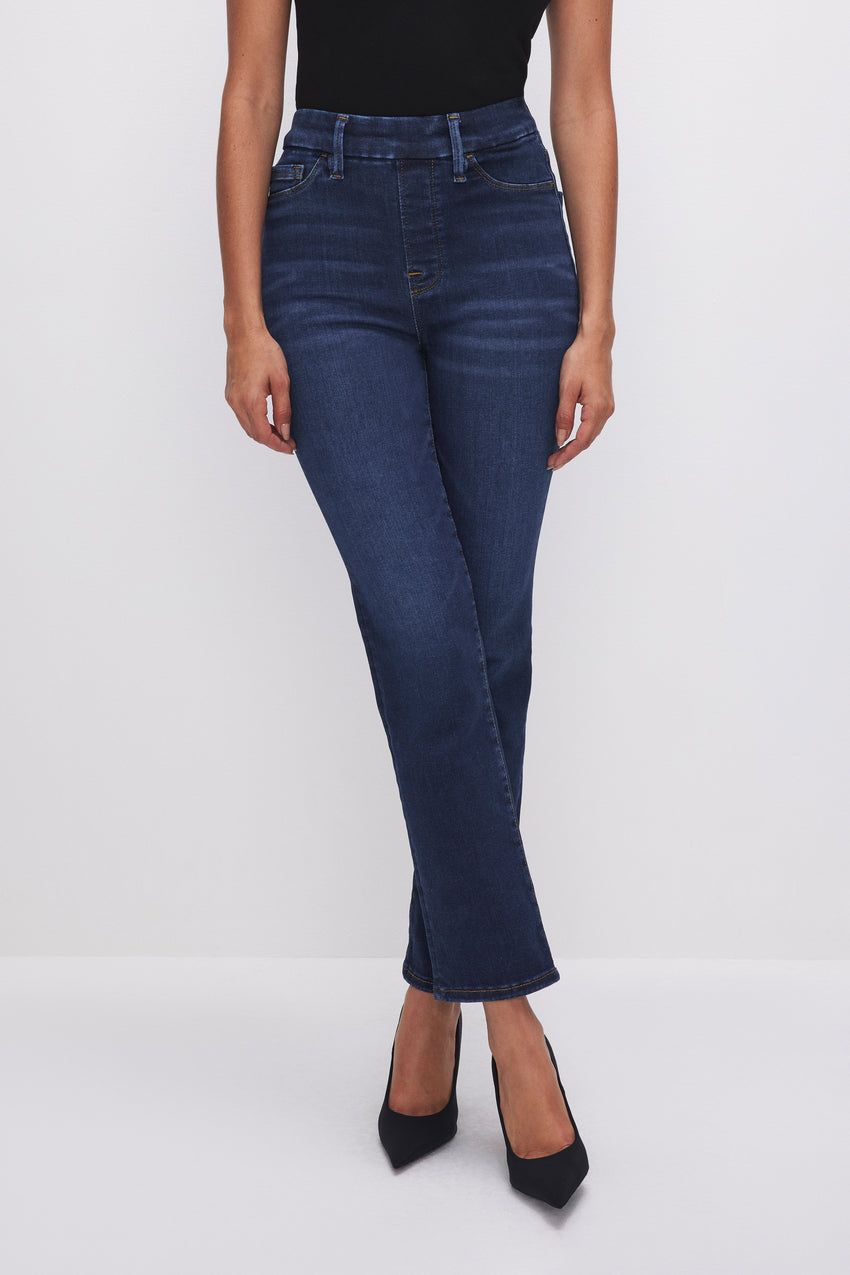 POWER STRETCH PULL-ON STRAIGHT JEANS | INDIGO491 View 1 - model: Size 0 |