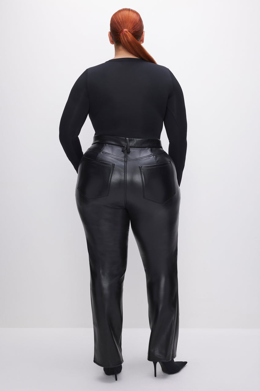 GOOD ICON FAUX LEATHER PANTS | BLACK001 View 1 - model: Size 16 |