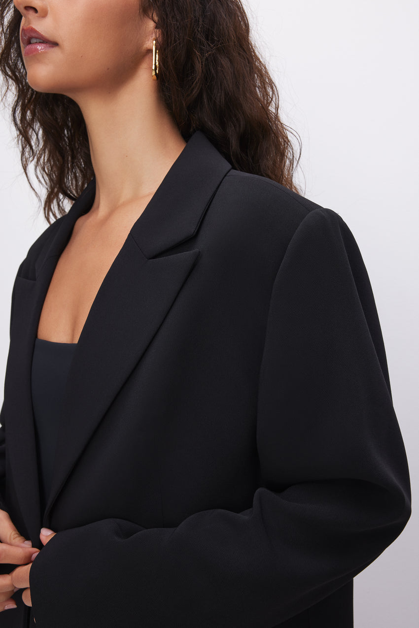 LUXE SUITING BOYFRIEND BLAZER | BLACK001 View 0 - model: Size 0 |