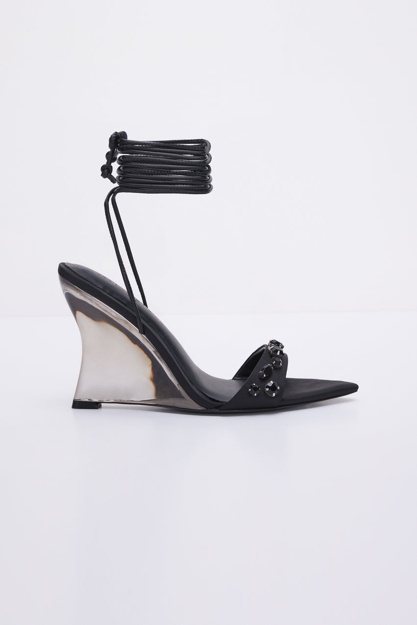 CLEAR HEEL WEDGE | BLACK001 View 0 - model: Size 0 |