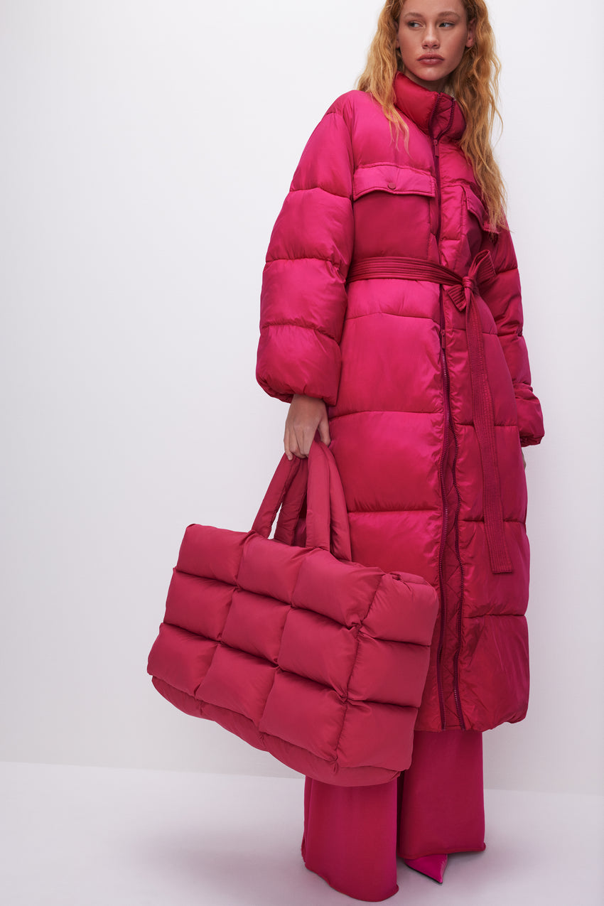 LARGE PUFFER BAG | LOVE POTION007 View 0 - model: Size 0 |