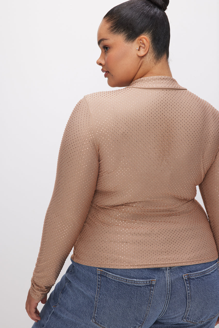 SMOOTH MATTE CRYSTAL ZIP TOP | TAUPE003 View 5 - model: Size 16 |