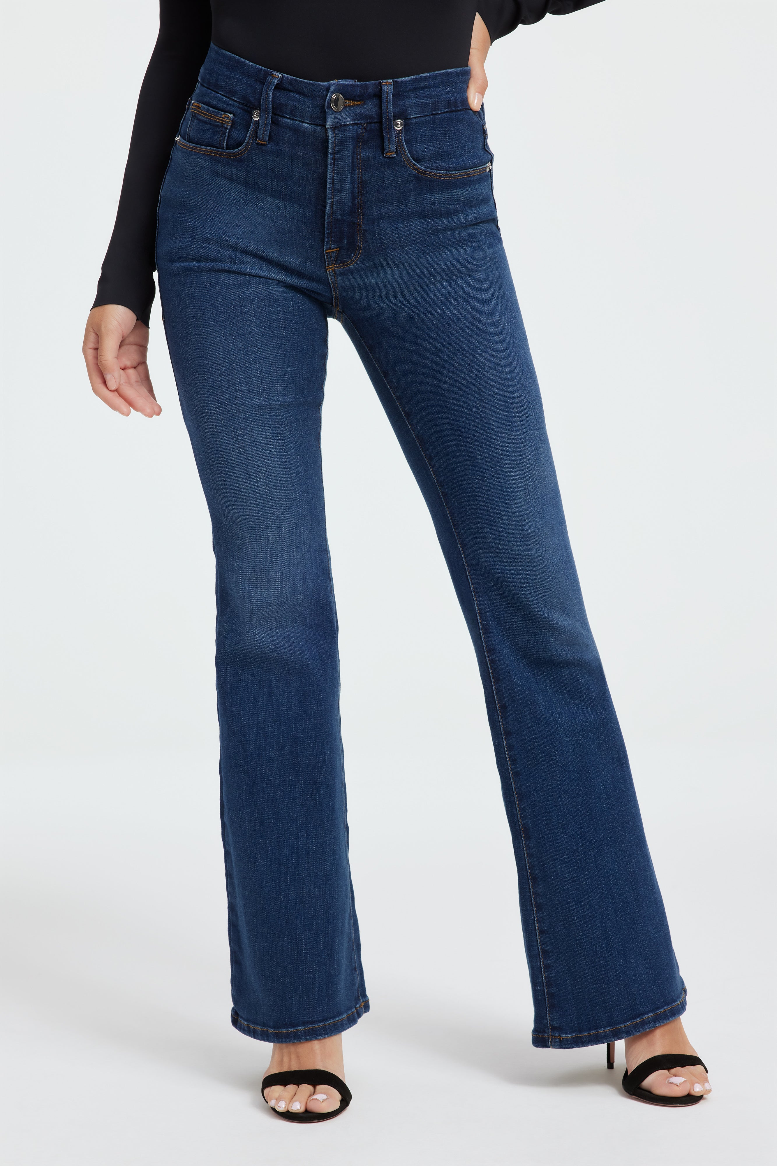 GOOD PETITE FLARE JEANS | BLUE004 - GOOD AMERICAN