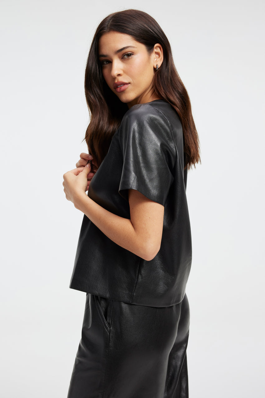 FAUX LEATHER TEE | BLACK001 View 2 - model: Size 0 |