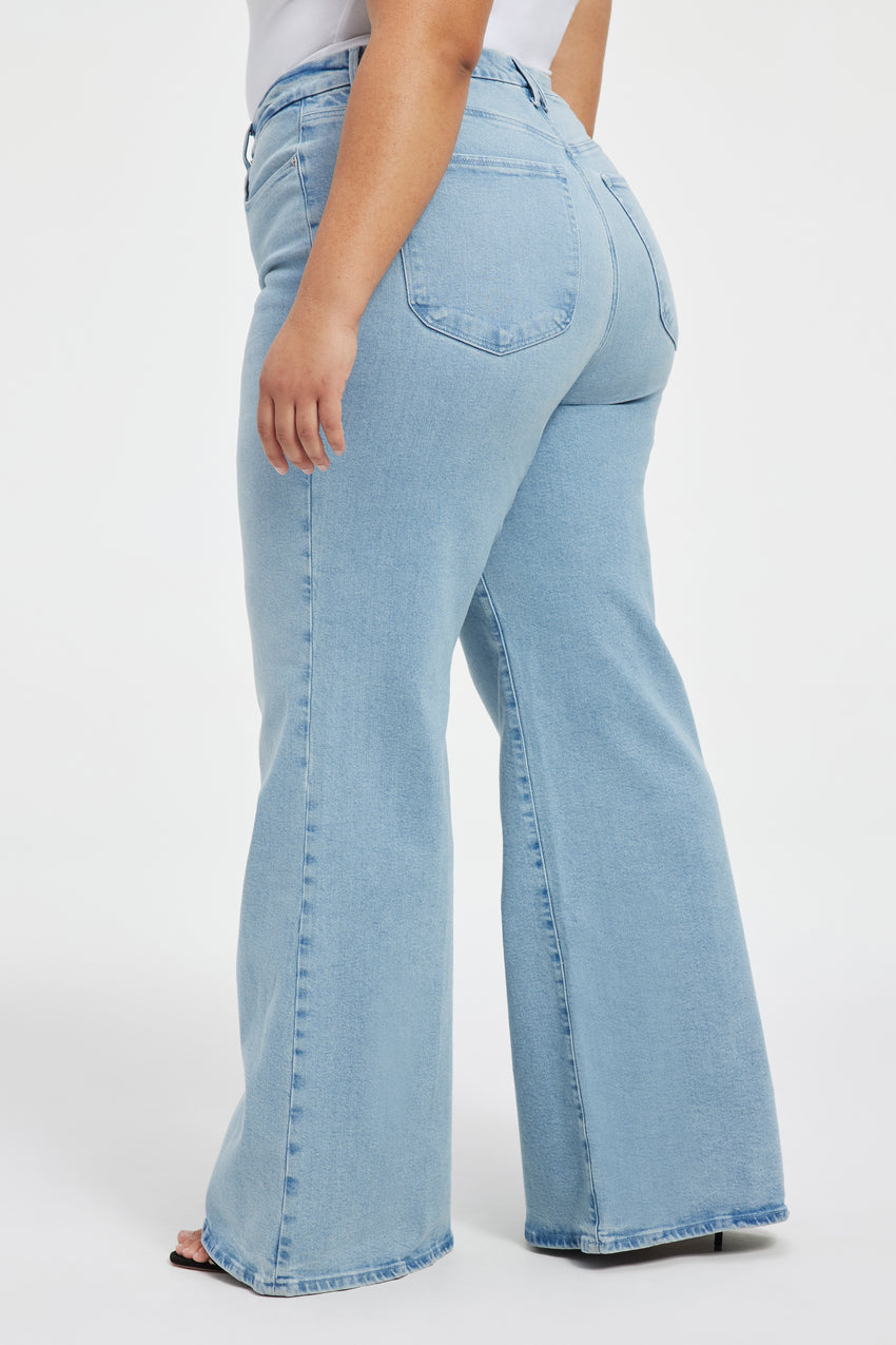 GOOD WAIST PALAZZO JEANS | BLUE452 View 5 - model: Size 16 |