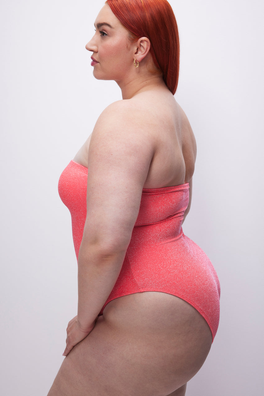 SPARKLE STRAPLESS ONE-PIECE | FIERY CORAL 002 View 3 - model: Size 16 |