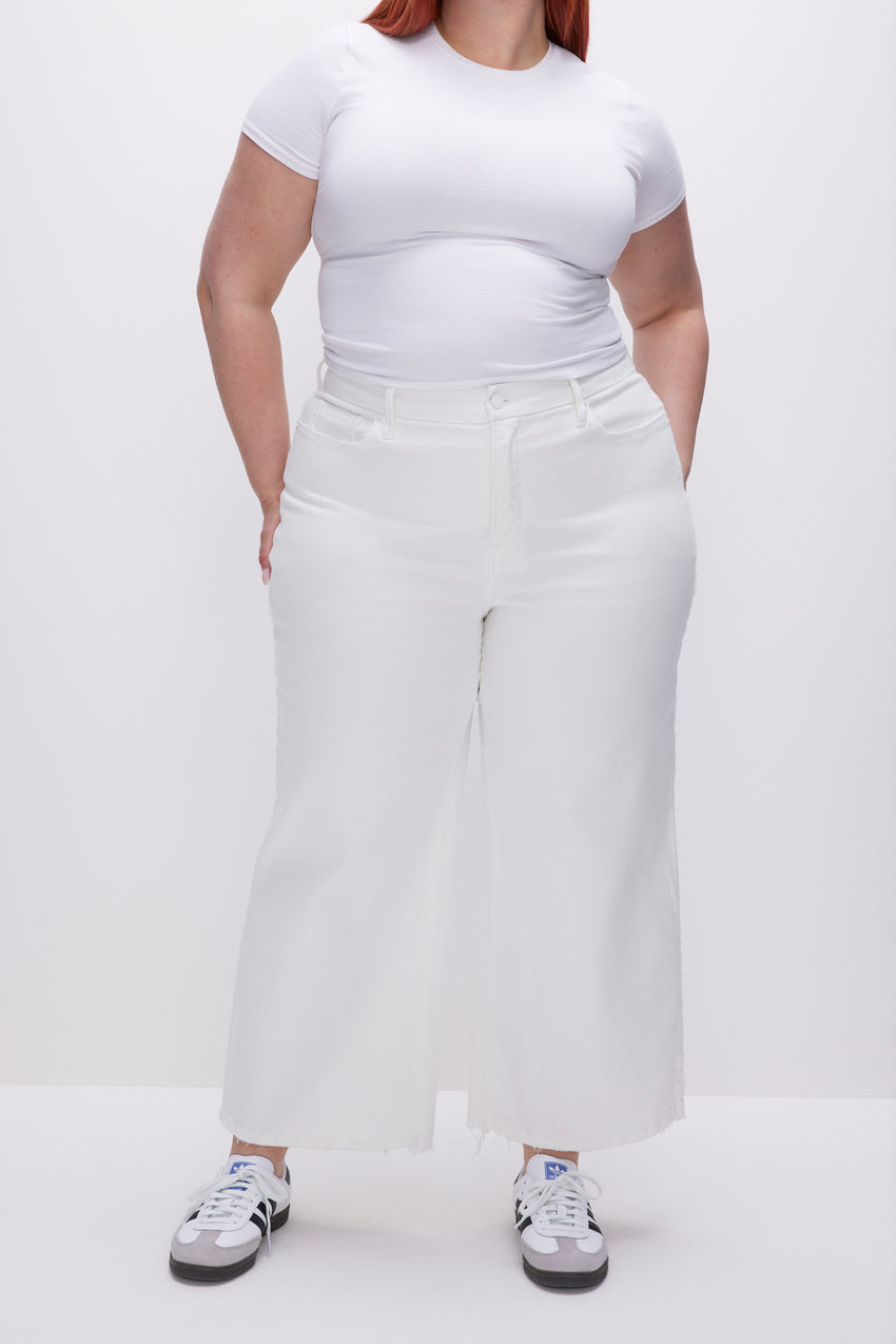 GOOD WAIST CROPPED PALAZZO JEANS | WHITE001 View 5 - model: Size 16 |