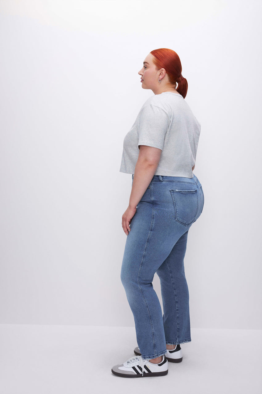 GOOD CURVE STRAIGHT JEANS | BLUE858 View 6 - model: Size 16 |