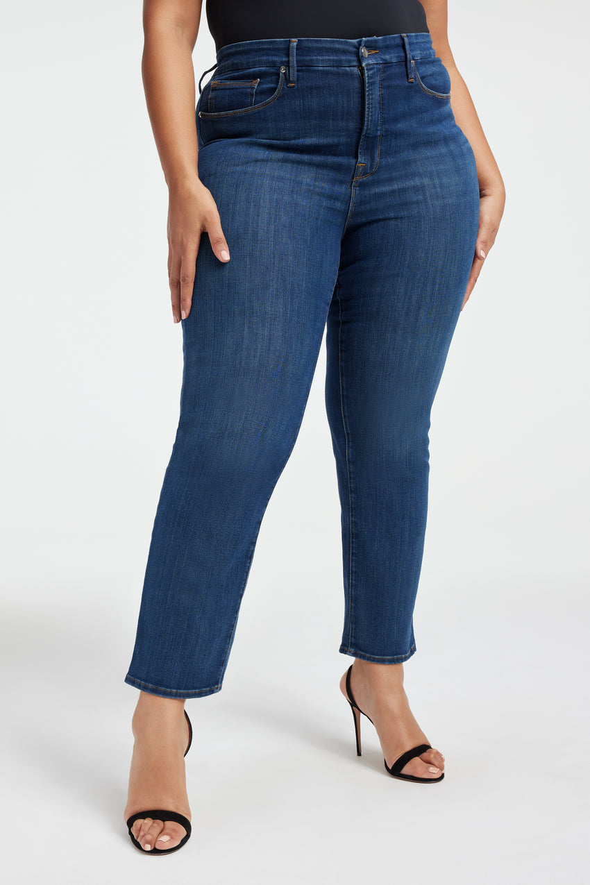 GOOD LEGS STRAIGHT JEANS | BLUE004 View 2 - model: Size 16 |