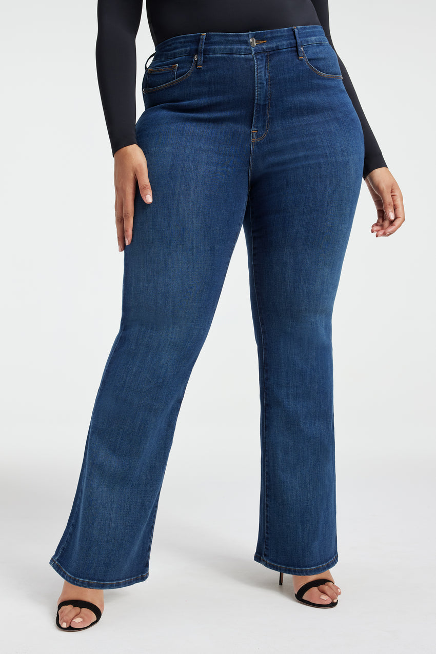 GOOD LEGS FLARE JEANS | BLUE004 View 6 - model: Size 16 |