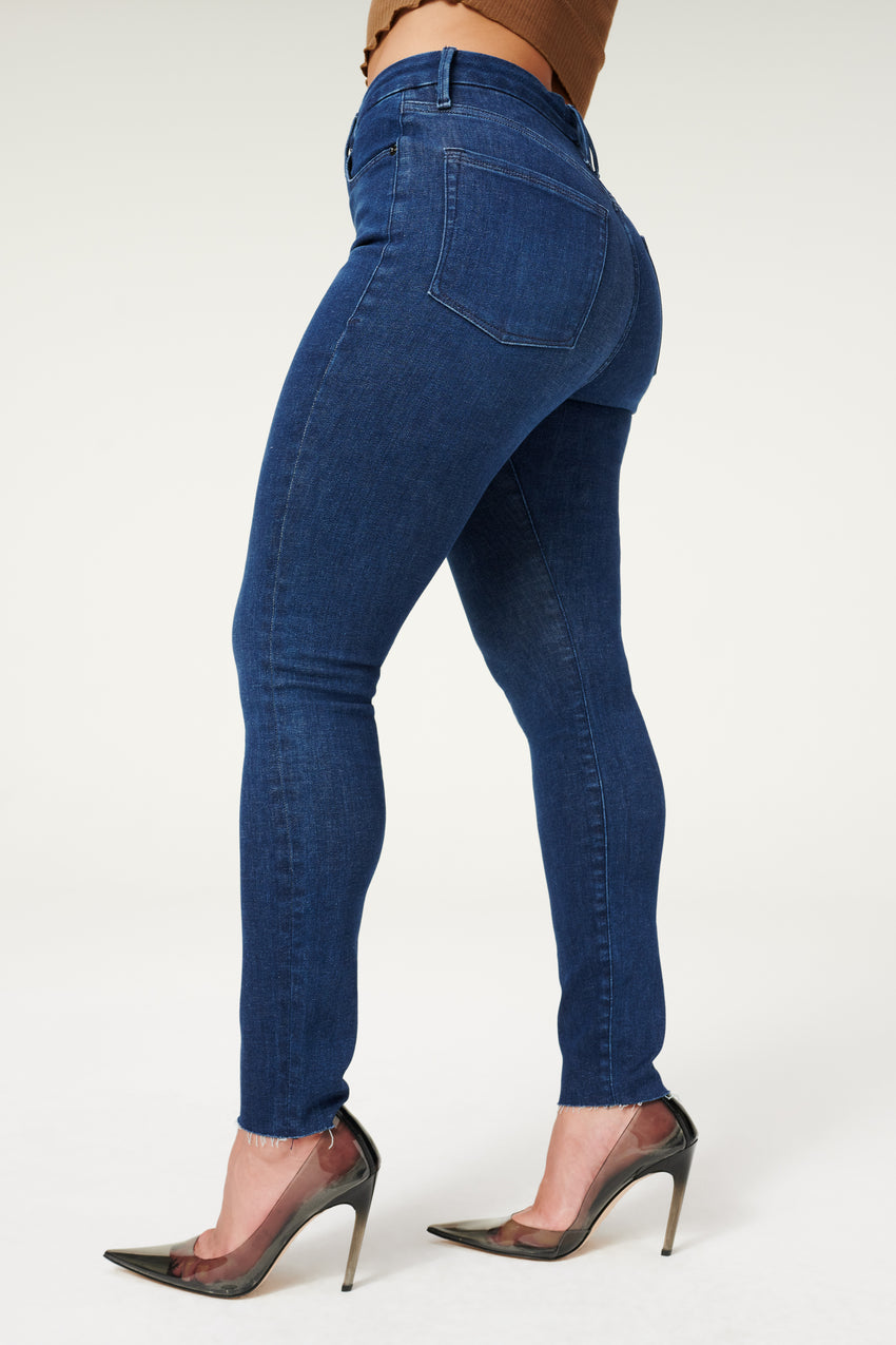 ALWAYS FITS GOOD LEGS SKINNY JEANS | BLUE838 View 2 - model: Size 8 |