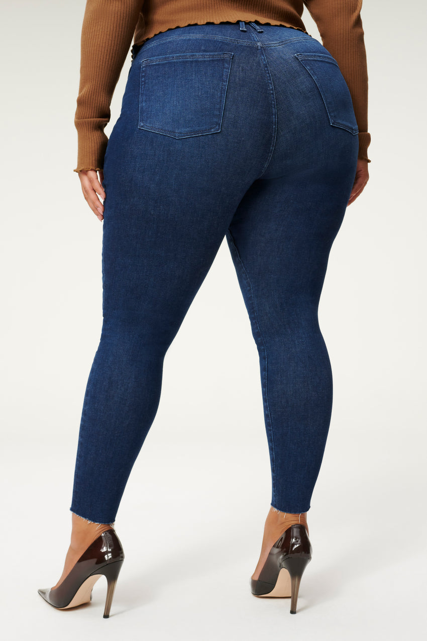 ALWAYS FITS GOOD LEGS SKINNY JEANS | BLUE838 View 14 - model: Size 16 |