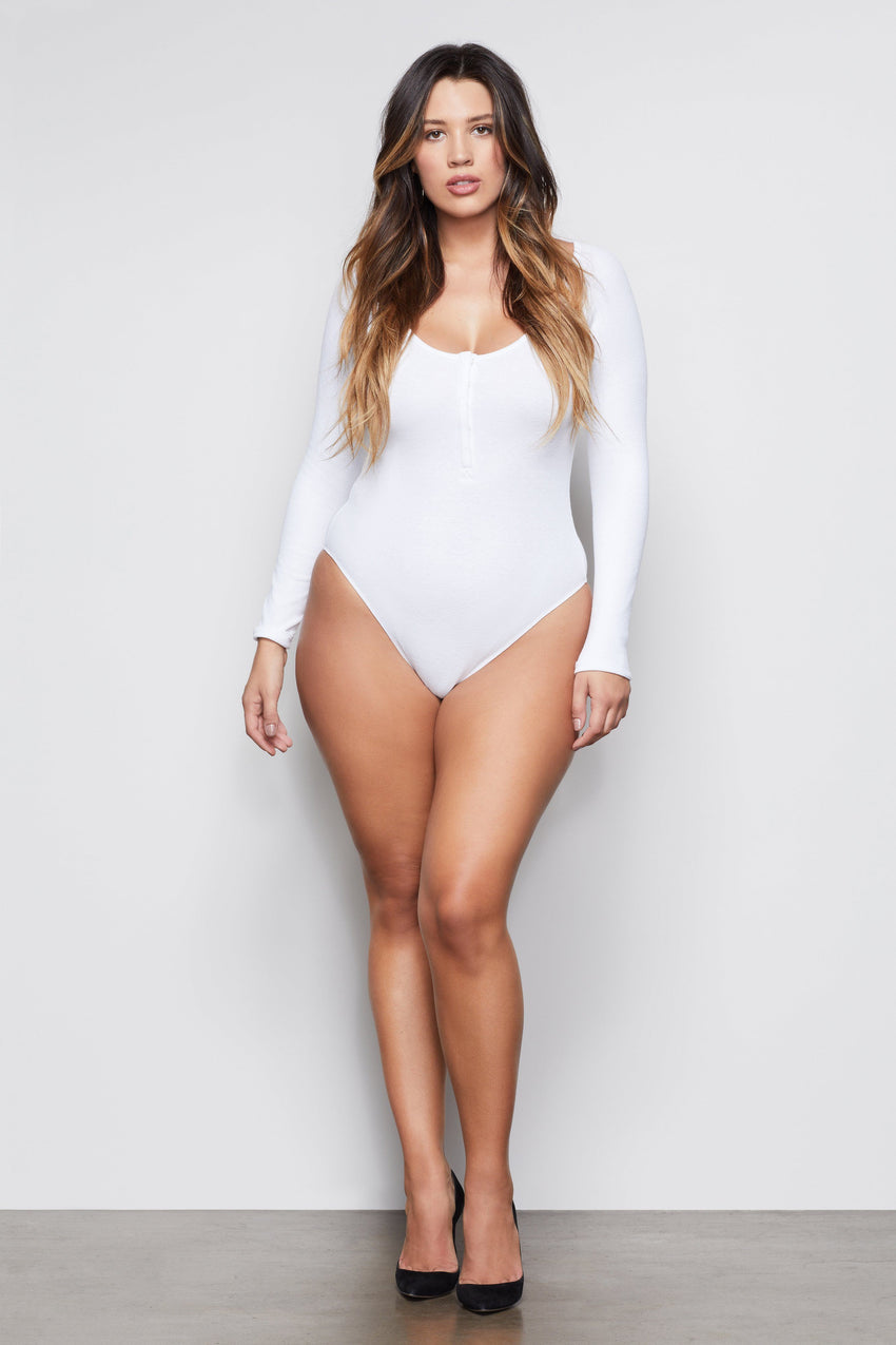 MICRO RIB COTTON BODYSUIT | WHITE001 View 9 - model: Size 8 |