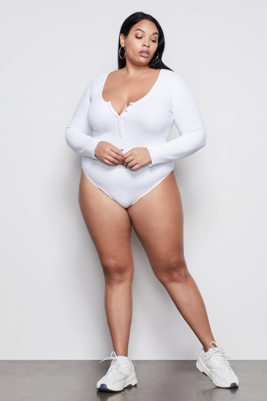 MICRO RIB COTTON BODYSUIT | WHITE001 View 15 - model: Size 16 |