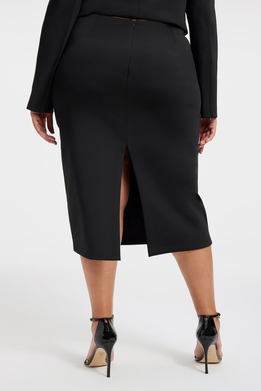 SHINY SCUBA PENCIL SKIRT | BLACK001 View 11 - model: Size 16 |