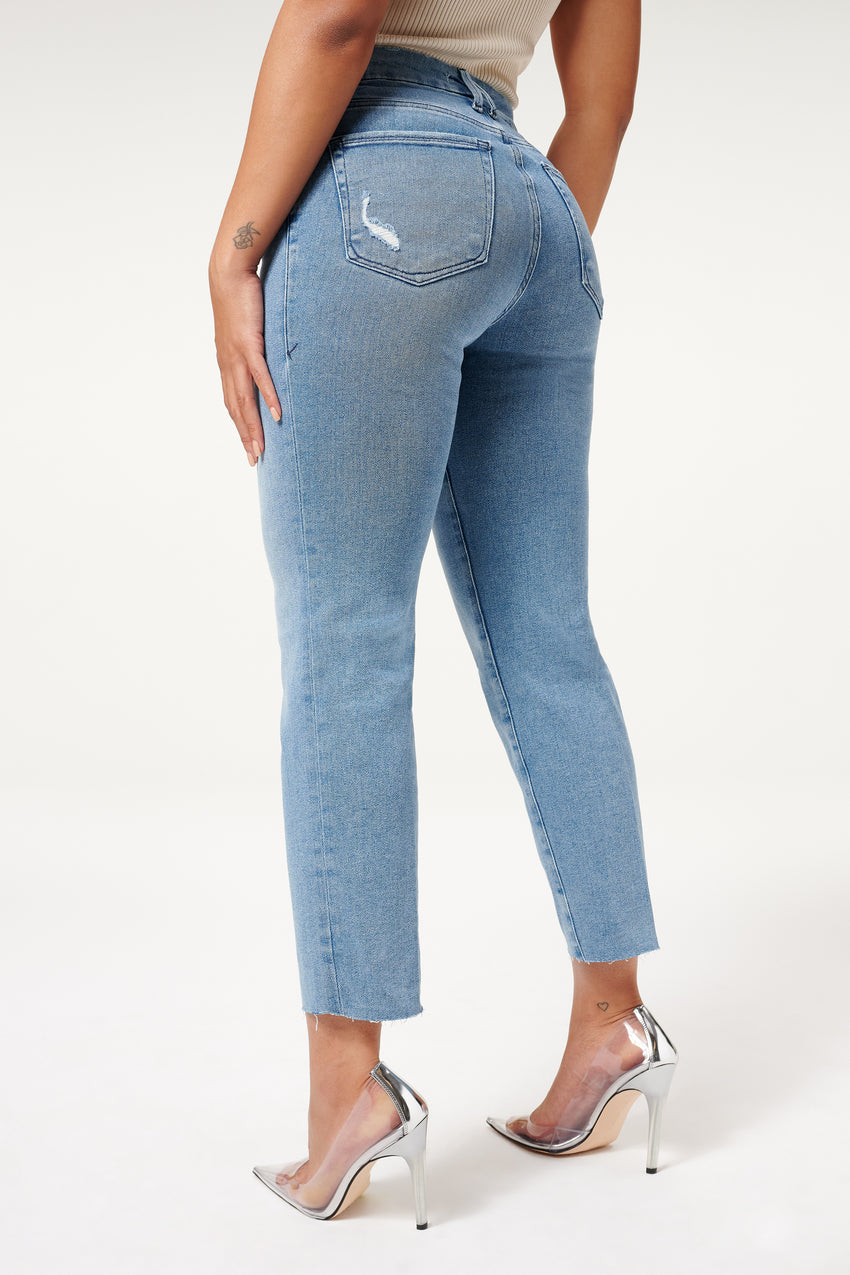 GOOD LEGS STRAIGHT JEANS | BLUE449 View 4 - model: Size 8 |