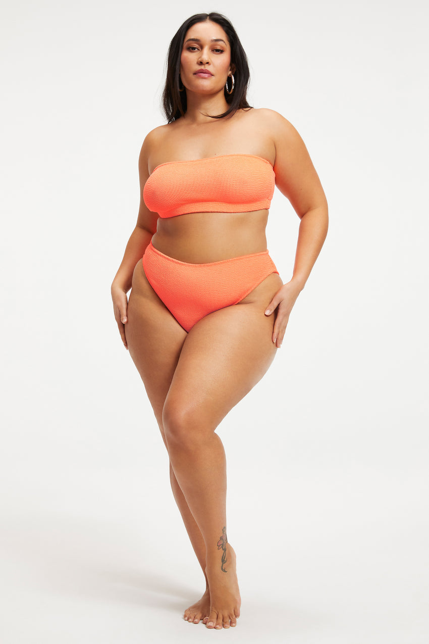 ALWAYS FITS BETTER BAND BIKINI TOP | ORANGE CREAM001 View 1 - model: Size 16 |