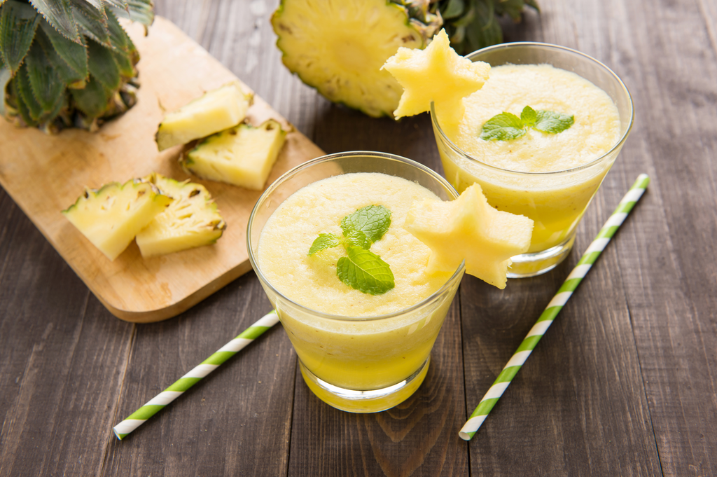 Pineapple Turmeric Smoothie | 310 Nutrition