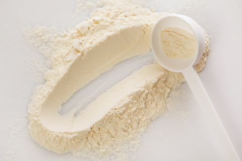 Close up of collagen powder and scoop