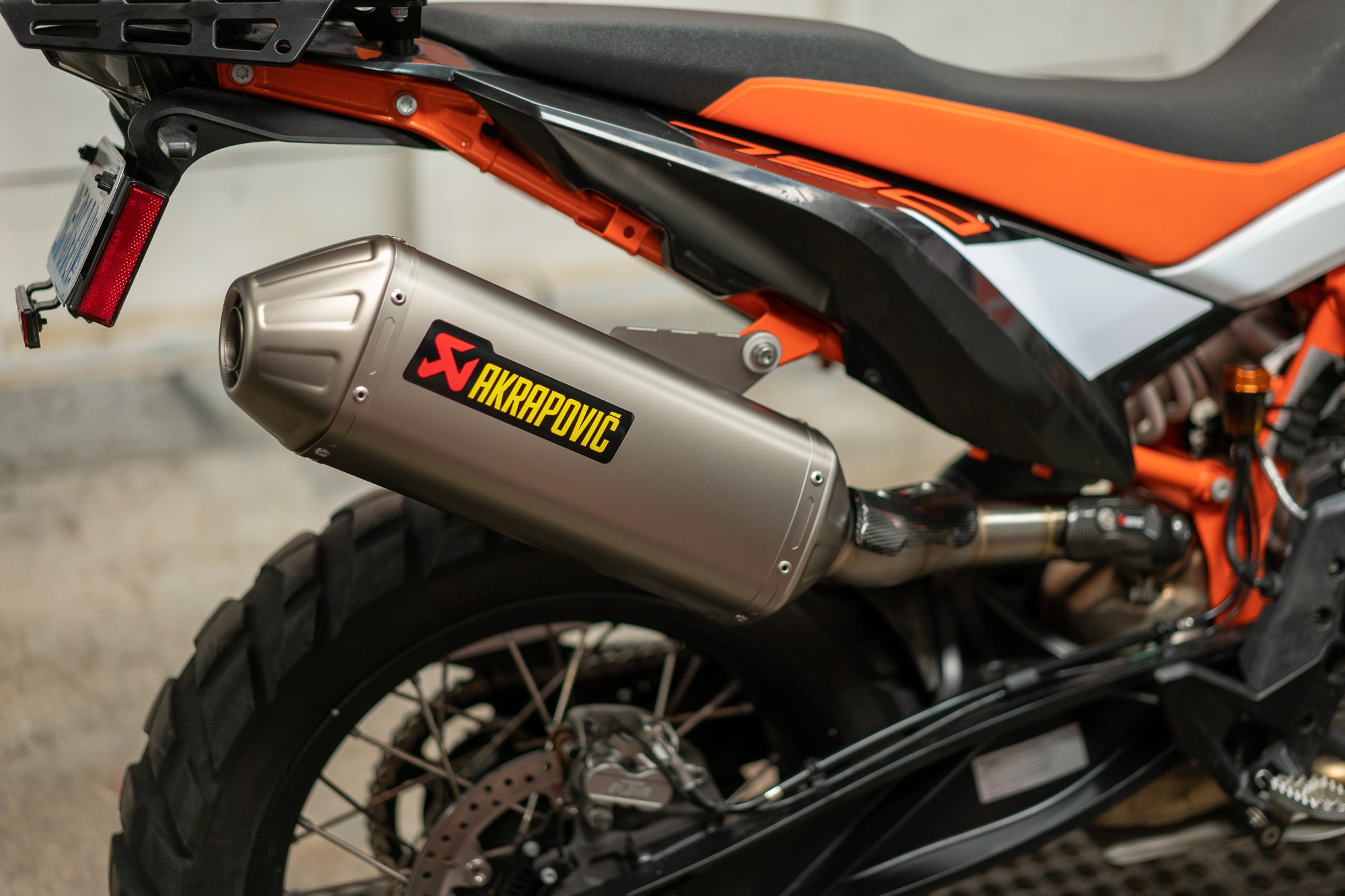 akrapovic ktm 390 adventure